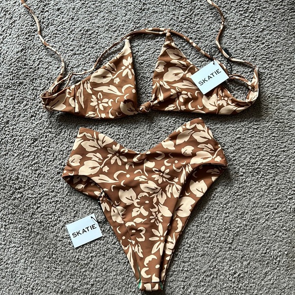Skatie Bikini Set Namotu Print - Picture 1 of 3